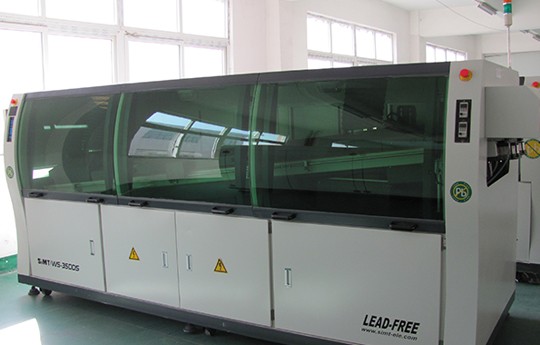 波峰（fēng）焊相關的生（shēng）產要注意什麽